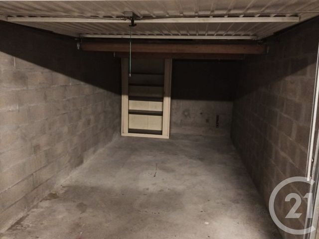 Parking &agrave; vendre - 13 m2 - Lyon - 69008 - RHONE-ALPES