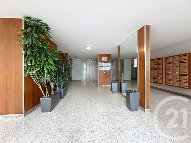 Appartement F4 &agrave; vendre - 4 pi&egrave;ces - 81,07 m2 - Lyon - 69008 - RHONE-ALPES