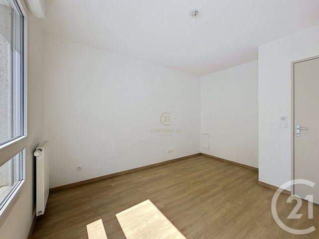 Appartement F3 &agrave; louer - 3 pi&egrave;ces - 55,65 m2 - Venissieux - 69 - RHONE-ALPES