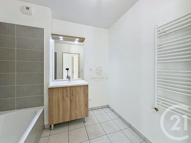 Appartement F3 &agrave; louer - 3 pi&egrave;ces - 55,65 m2 - Venissieux - 69 - RHONE-ALPES