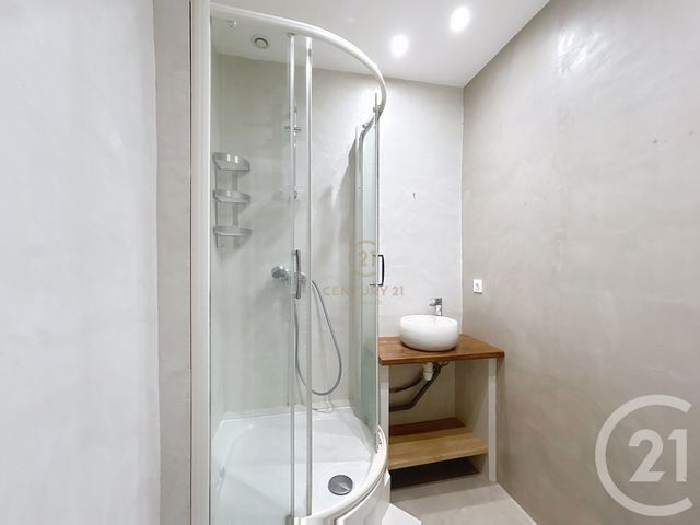 Appartement F3 &agrave; louer - 3 pi&egrave;ces - 71,02 m2 - Vienne - 38 - RHONE-ALPES