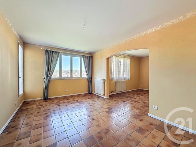 Appartement F5 à vendre PONT EVEQUE