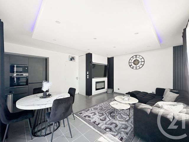 Appartement F4 &agrave; vendre - 5 pi&egrave;ces - 83,14 m2 - St Priest - 69 - RHONE-ALPES