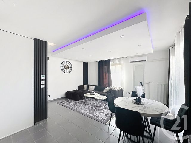 Appartement F4 &agrave; vendre - 5 pi&egrave;ces - 83,14 m2 - St Priest - 69 - RHONE-ALPES