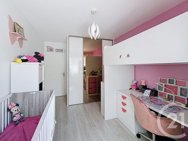 Appartement F4 &agrave; vendre - 5 pi&egrave;ces - 83,14 m2 - St Priest - 69 - RHONE-ALPES