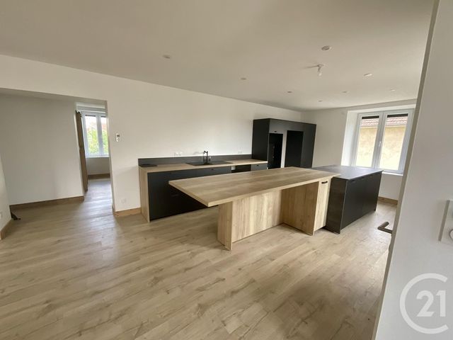 Appartement F6 à louer - 6 pièces - 166 m2 - Beaurepaire - 38 - RHONE-ALPES