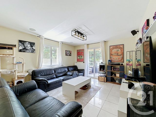 Appartement F5 à vendre VERNAISON