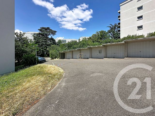 Appartement F3 &agrave; vendre - 3 pi&egrave;ces - 67 m2 - Ste Foy Les Lyon - 69 - RHONE-ALPES